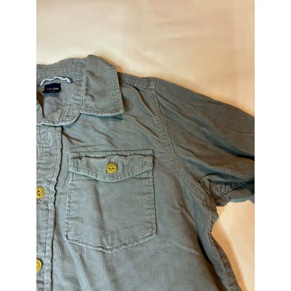 Baby Gap boys size 4 long sleeve shirt